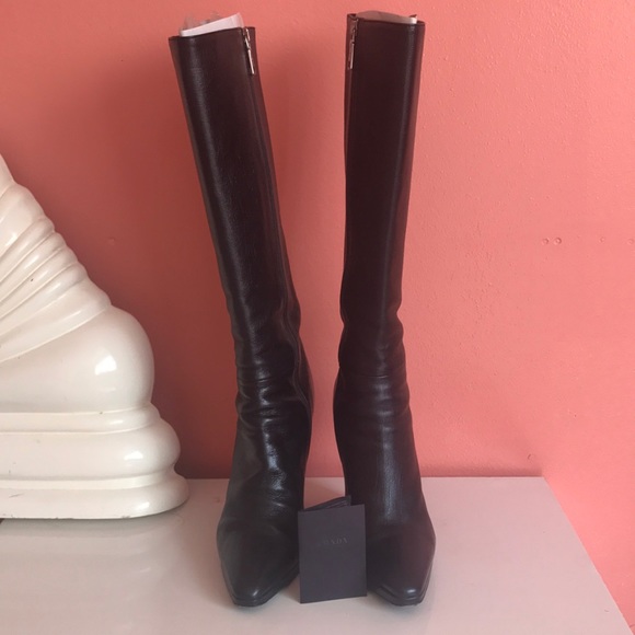 COPY - Authentic PRADA LEATHER BOOTS. Beautiful condition - Picture 2 of 6